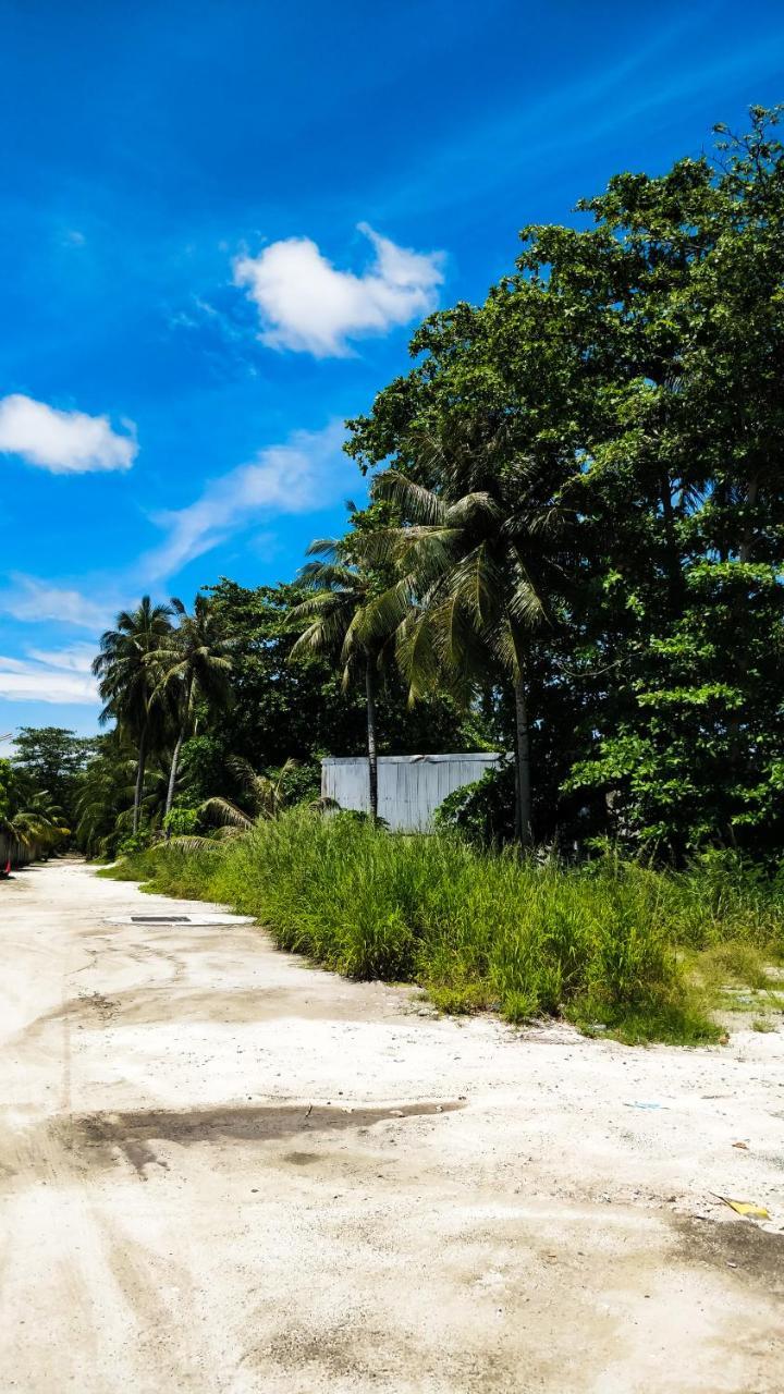 萨勒斯度岛 Akiri Surf Retreat酒店 外观 照片